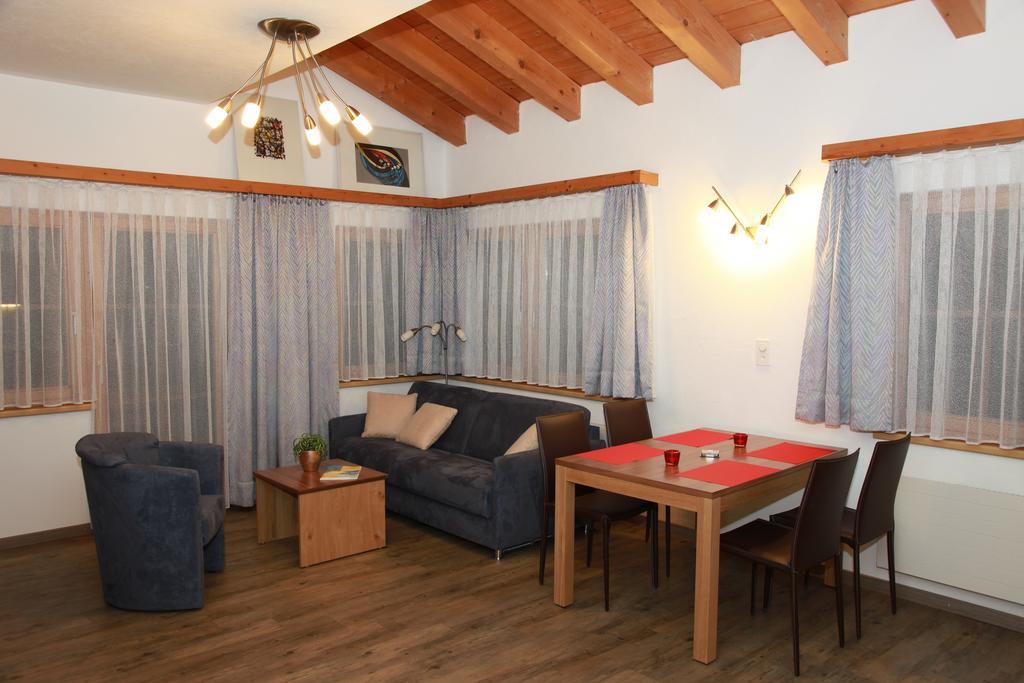 Apartment Madlaina Samnaun Bilik gambar